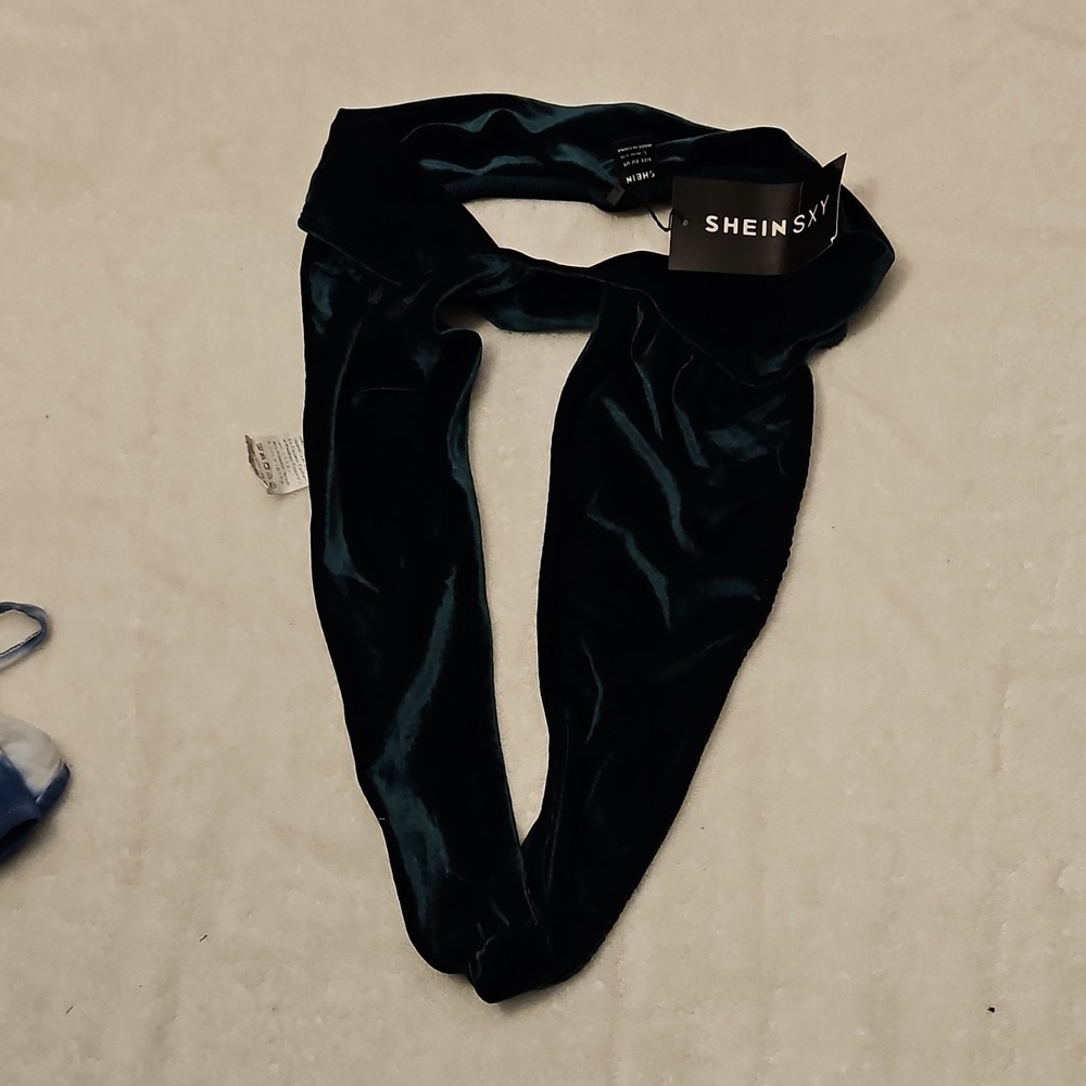 SHEIN Velvet Dark Green Women's Headband Hair Accessory Made‎ in China